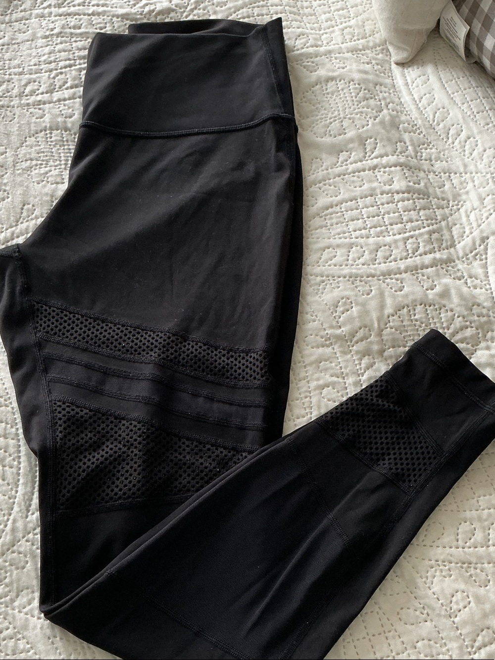 lululemon athletica Black Leggings with Mesh Panels